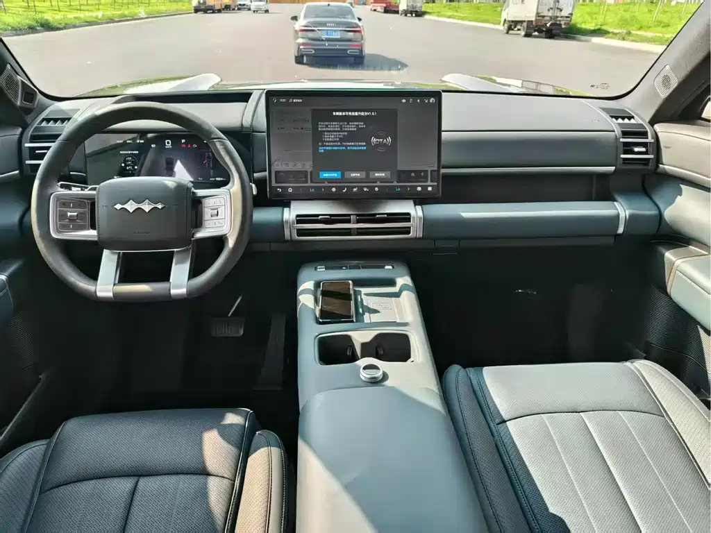 Fangchengbao Leopard 7 7 2025 190KM Ultra