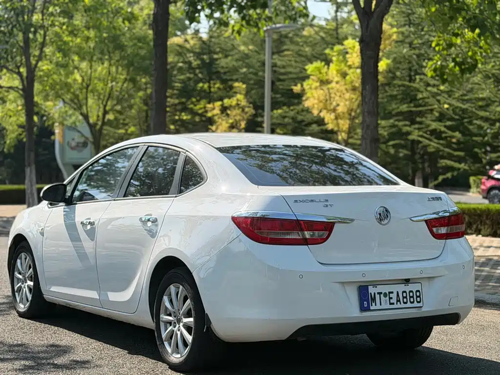 Buick Excelle — миниатюра 4
