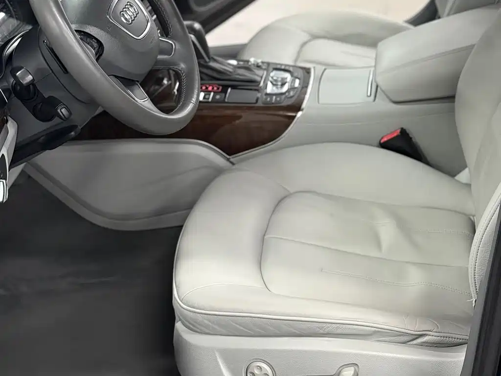 Audi A6L — миниатюра 9