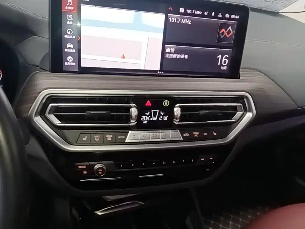 BMW X3 — миниатюра 13