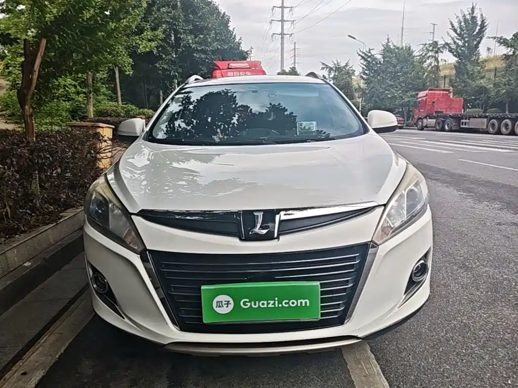 Luxgen U6 — миниатюра 3
