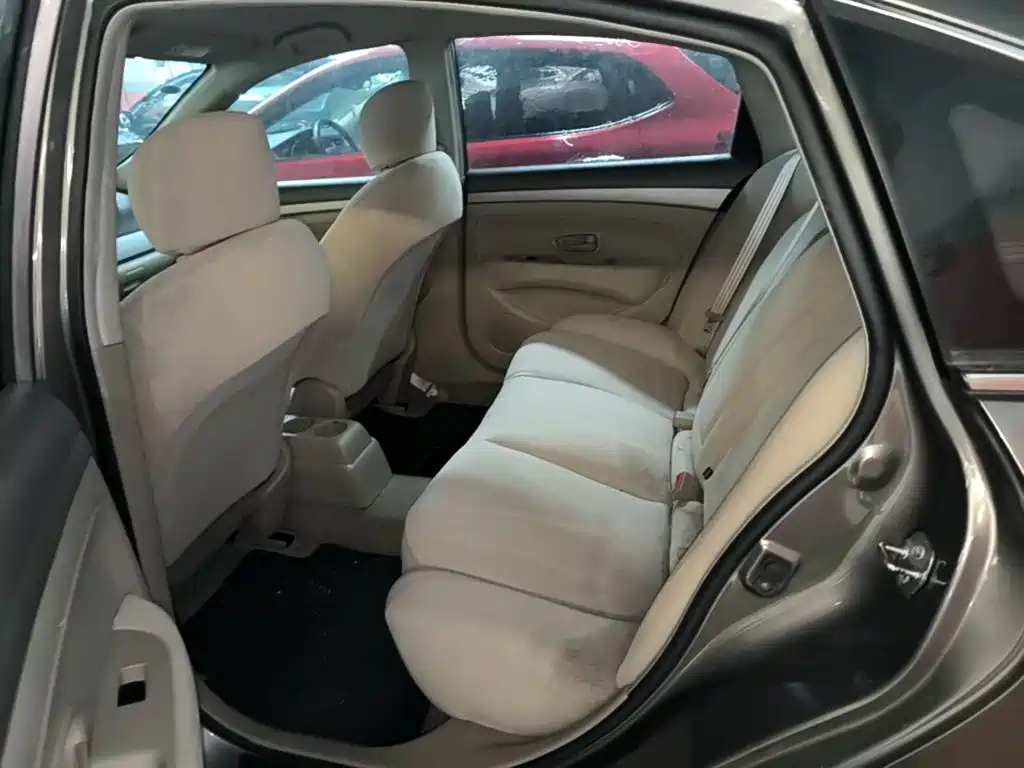 Nissan Sylphy — миниатюра 17