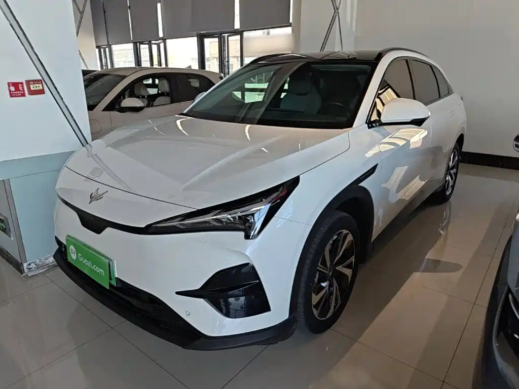 ARCFOX Alpha T5