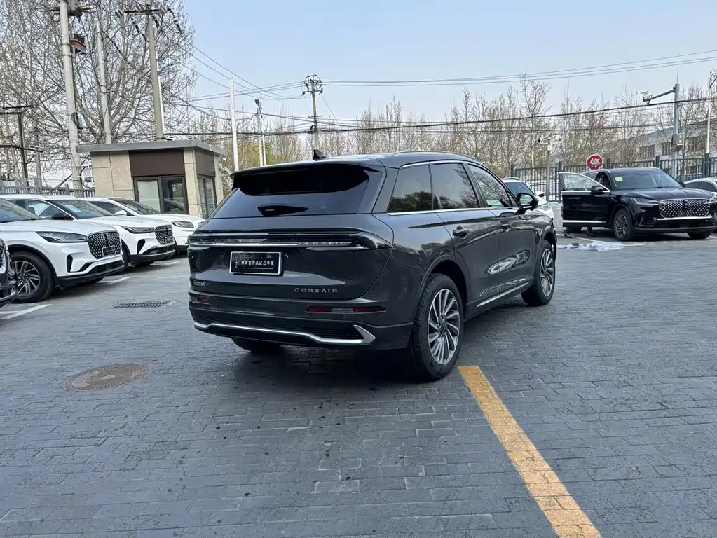 Lincoln Corsair — миниатюра 6