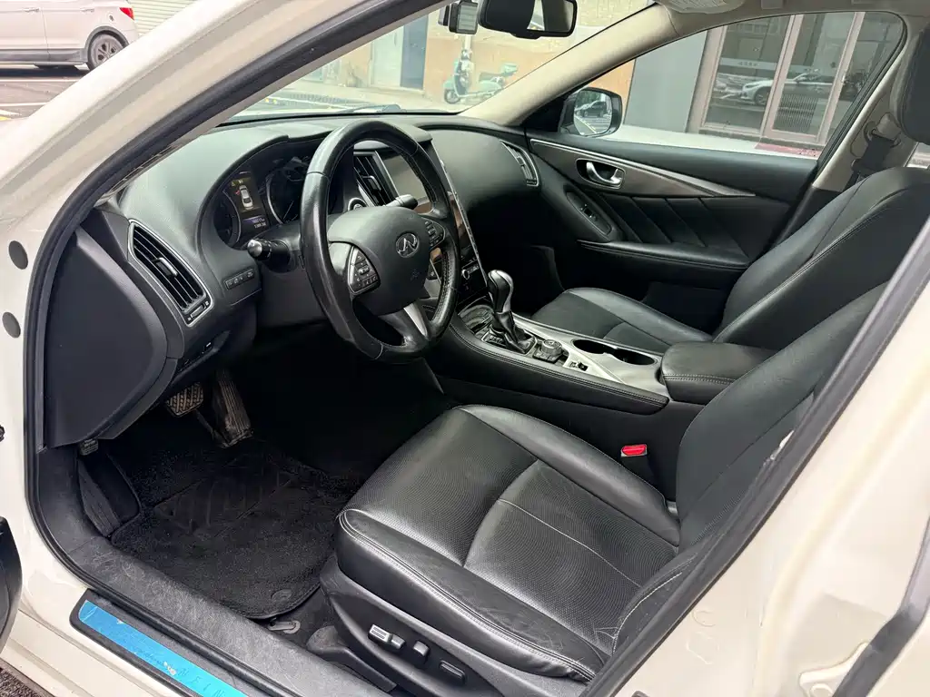 Infiniti Q50L — миниатюра 4