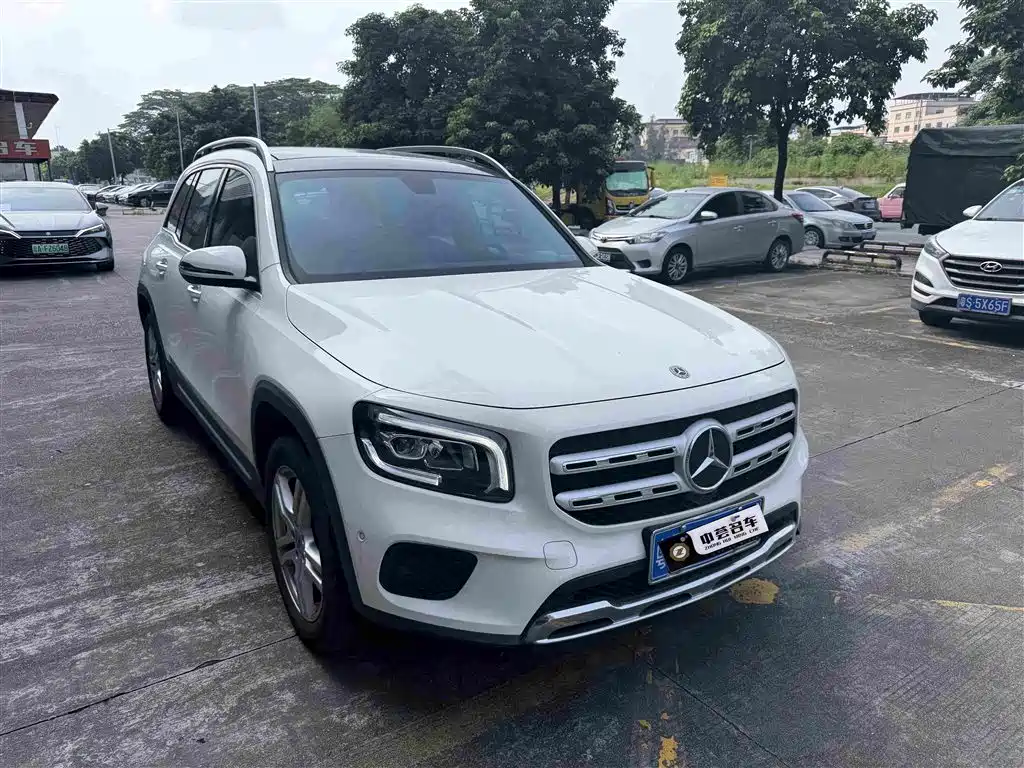 Mercedes-Benz GLB — миниатюра 3