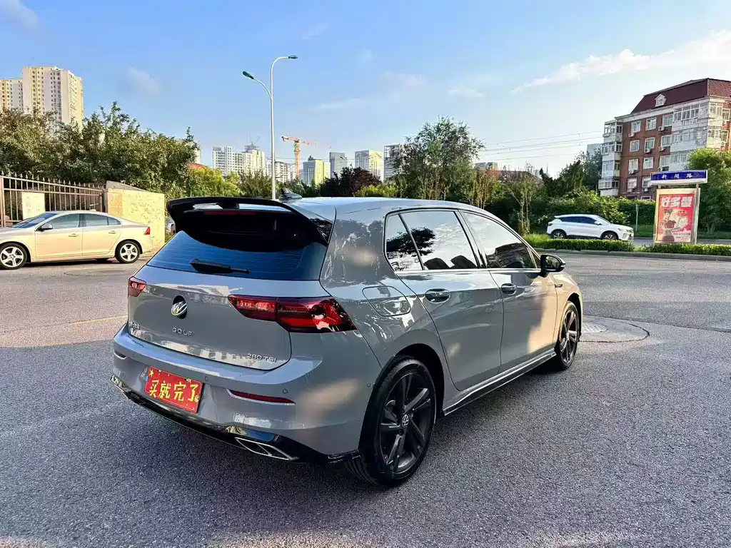 Volkswagen Golf — миниатюра 18