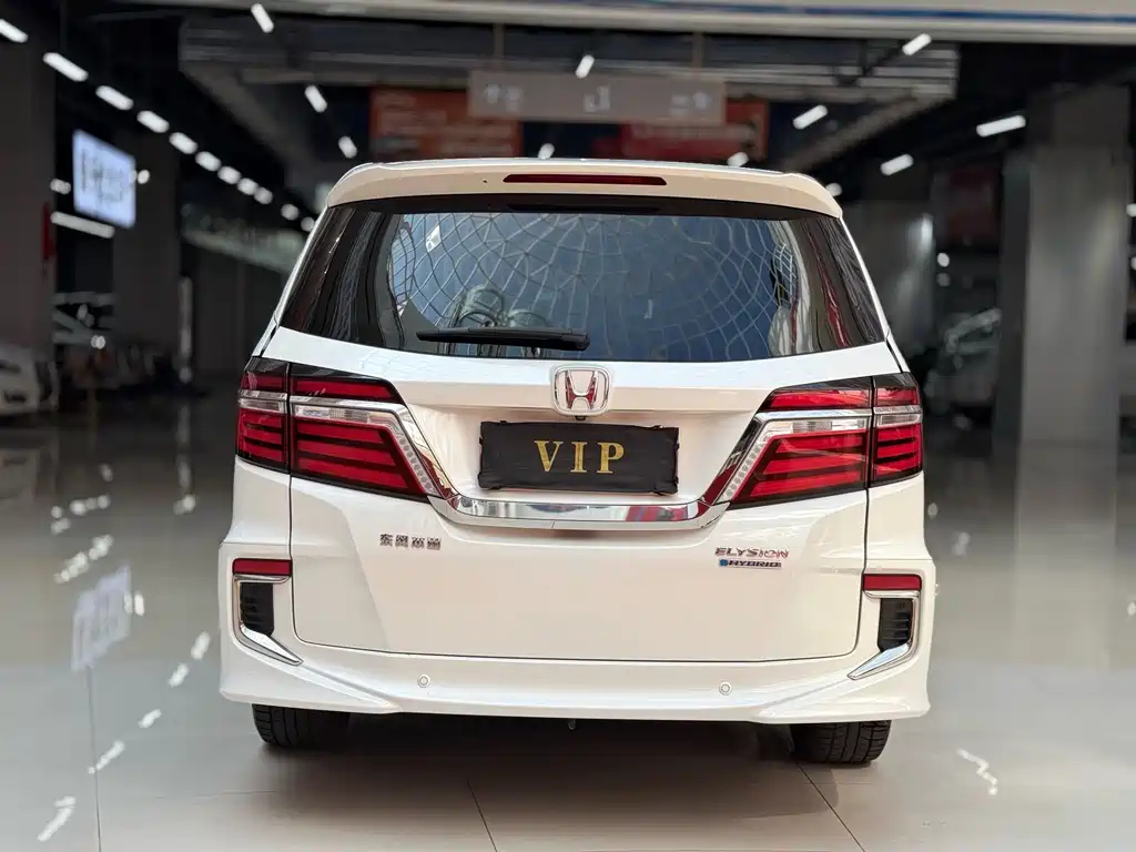 Honda Elysion — миниатюра 8