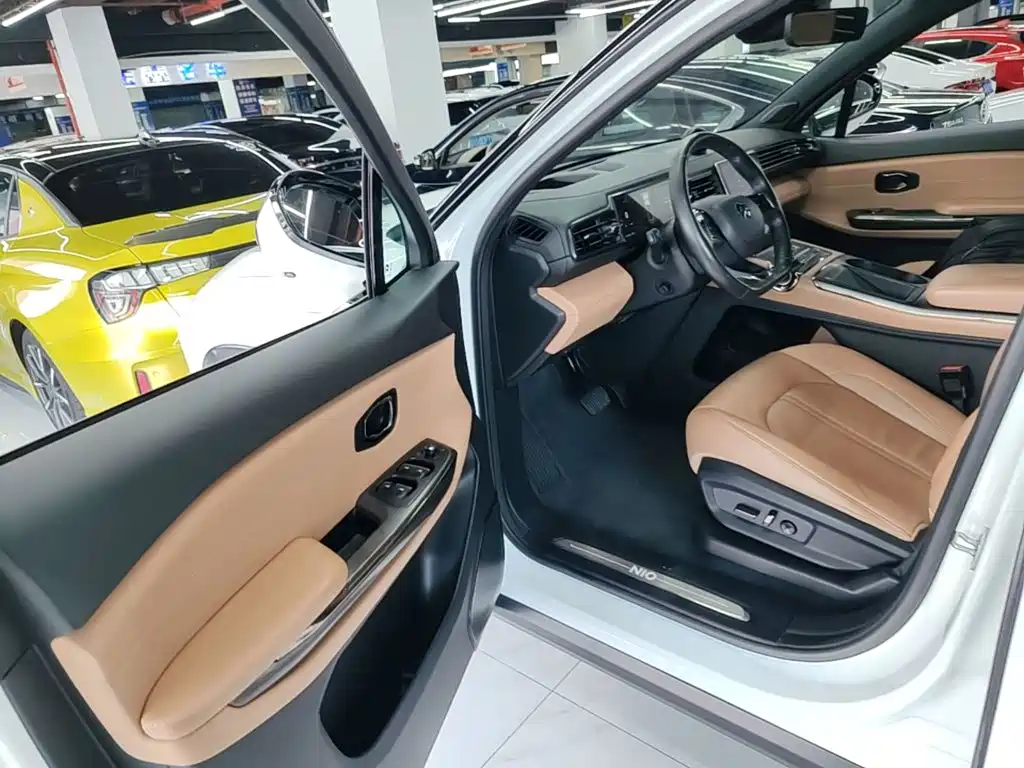 NIO ES6 — миниатюра 16