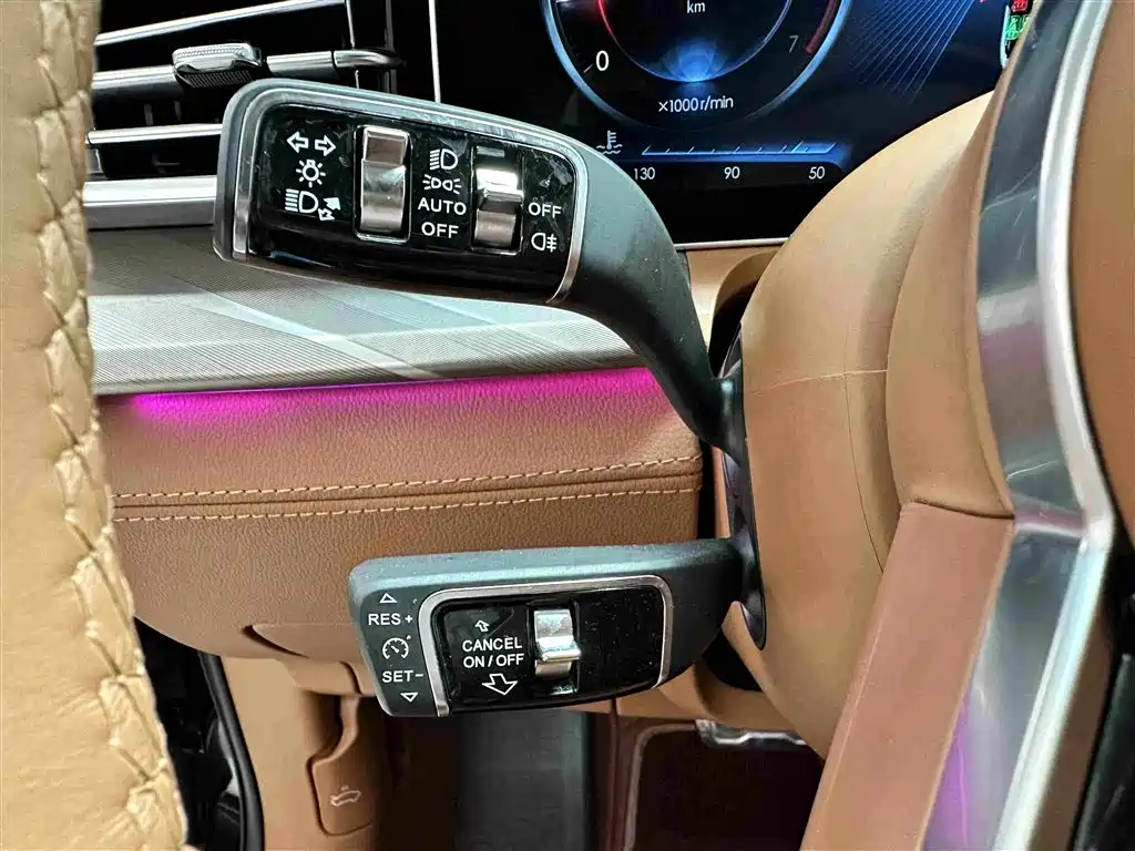Hongqi H9 2022 2.0T