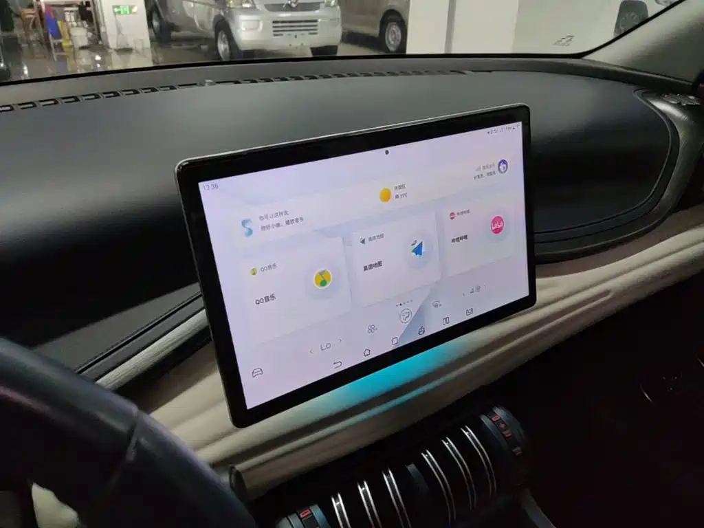 BYD Yuan Plus — миниатюра 13
