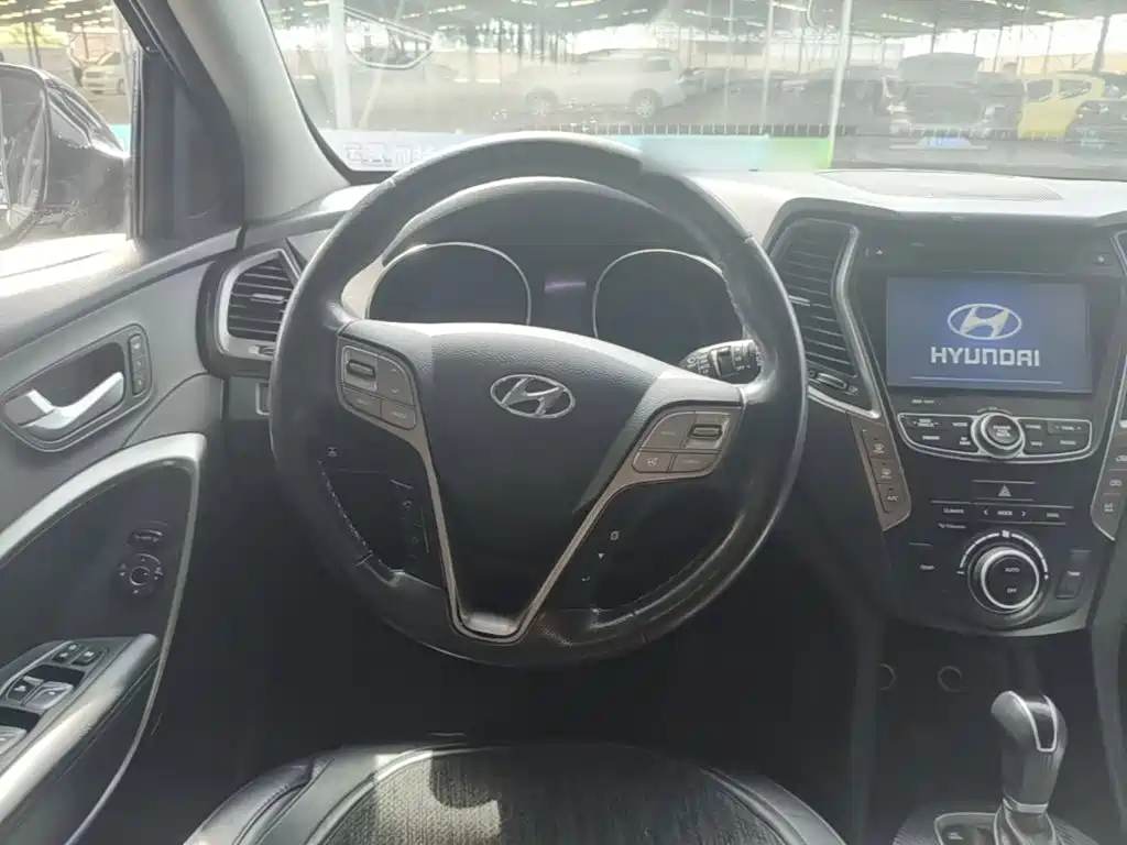 Hyundai Santa Fe — миниатюра 15