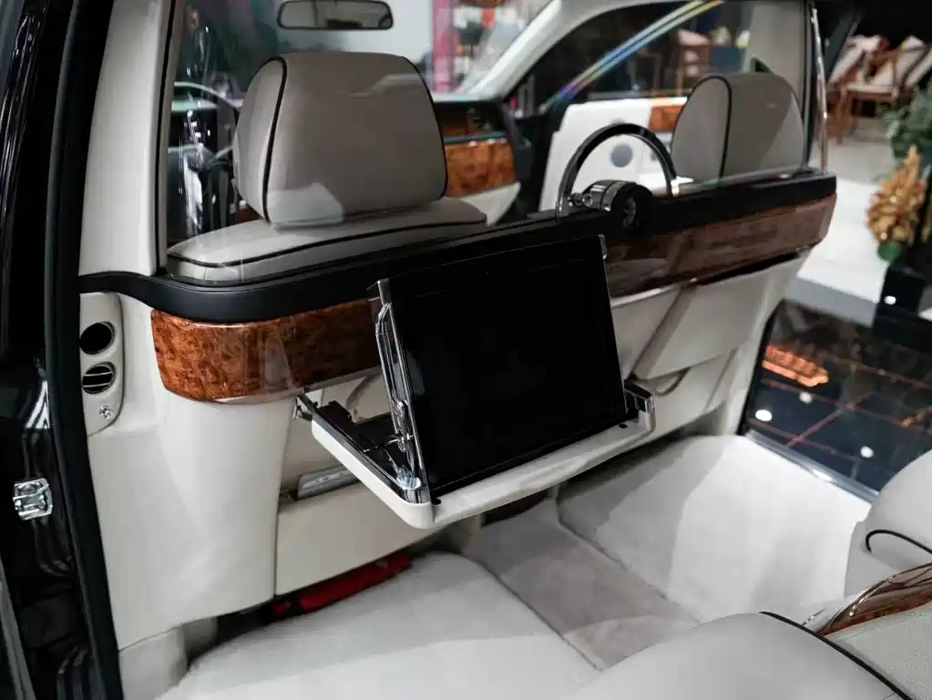 Rolls-Royce Phantom 6.7L Extended Edition EWB, фото 12