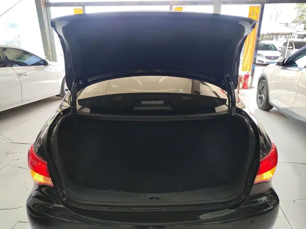 Nissan Sylphy — миниатюра 19