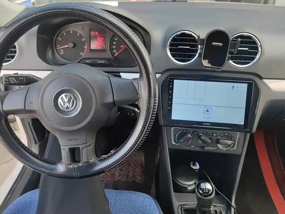 Volkswagen Jetta — миниатюра 12
