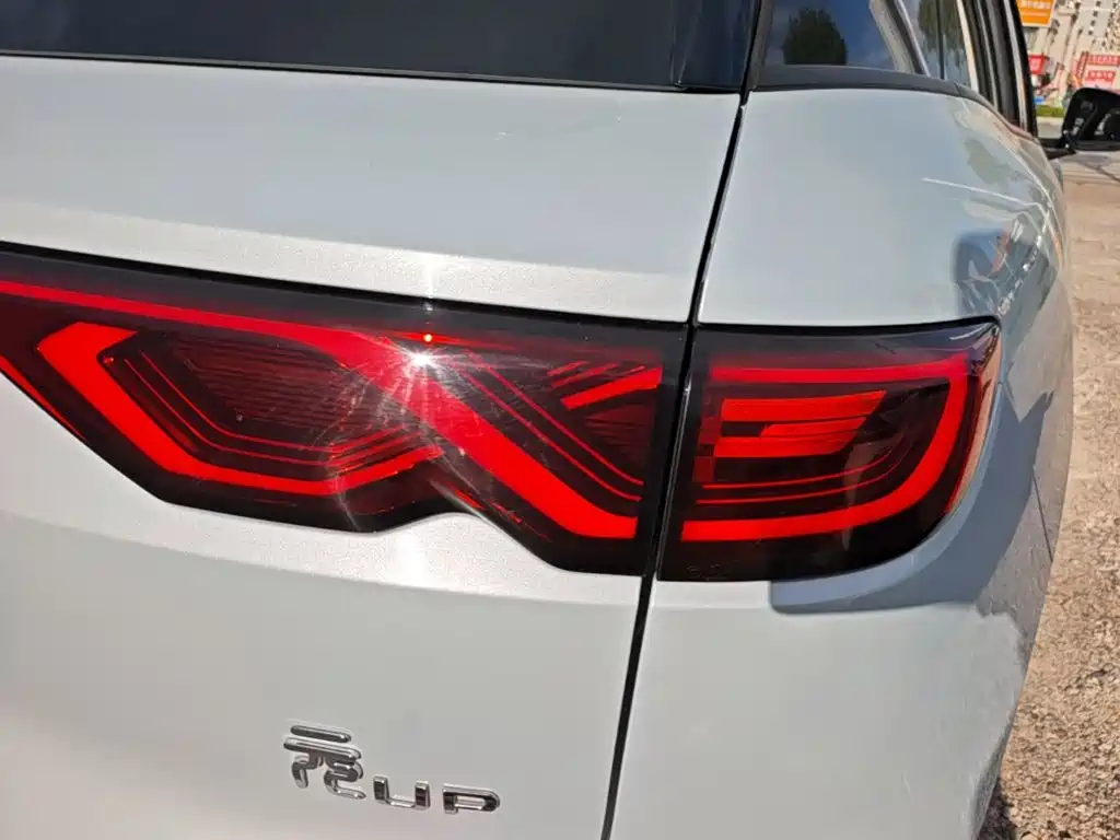 BYD Yuan UP — миниатюра 8