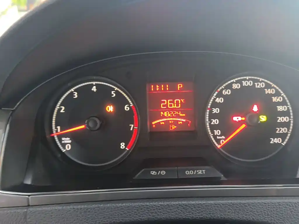 Volkswagen Santana — миниатюра 12