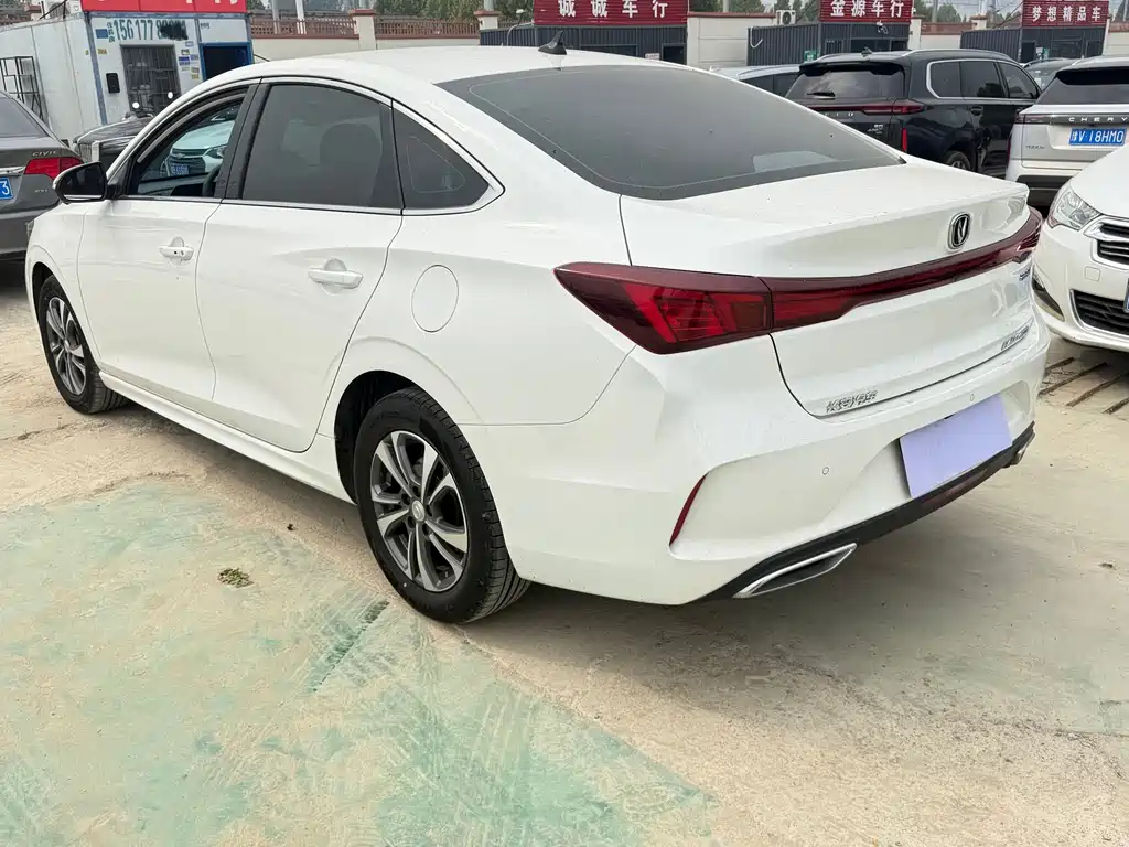 Changan Eado — миниатюра 6
