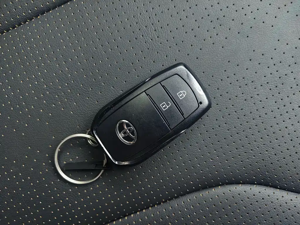 Toyota Corolla Cross — миниатюра 5