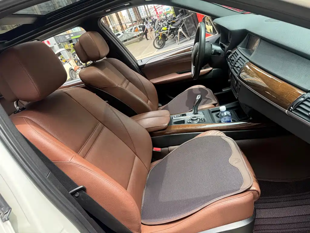 BMW X5 (Import) — миниатюра 23