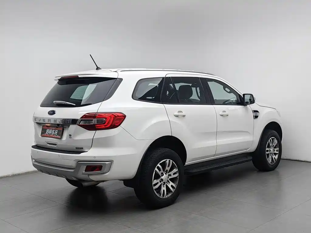 Ford Everest — миниатюра 2