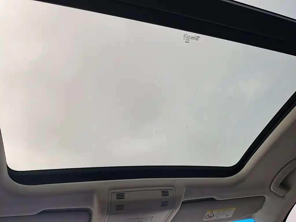 Volkswagen T-Roc — миниатюра 18