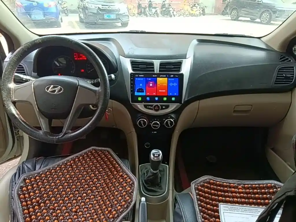Hyundai Verna — миниатюра 10