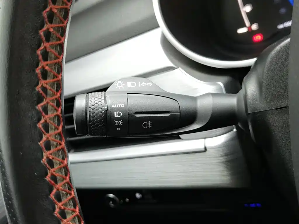 Geely Boyue — миниатюра 21