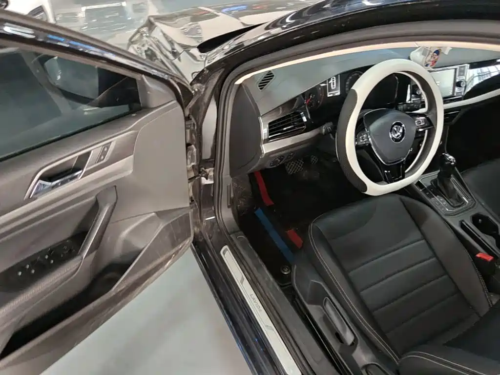 Volkswagen Lavida — миниатюра 16