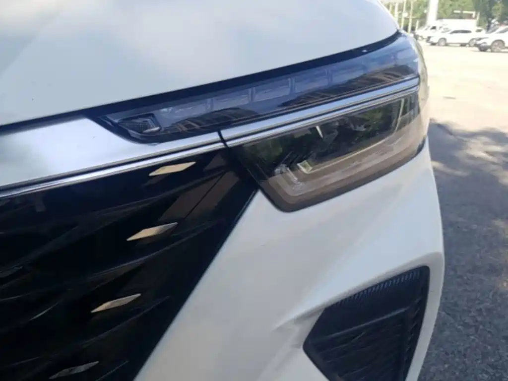 Roewe RX5 — миниатюра 24