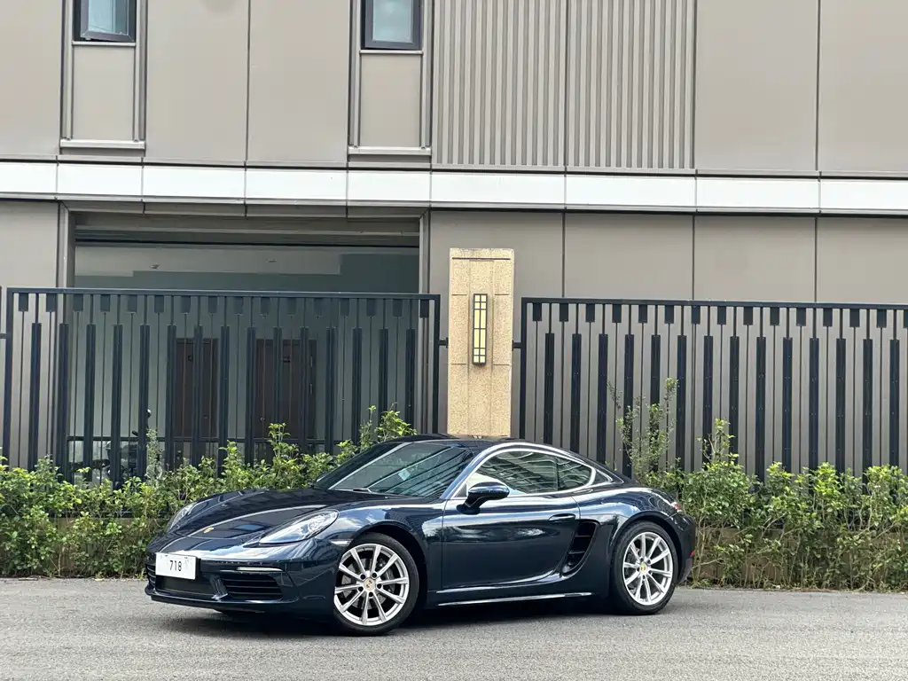 Porsche 718