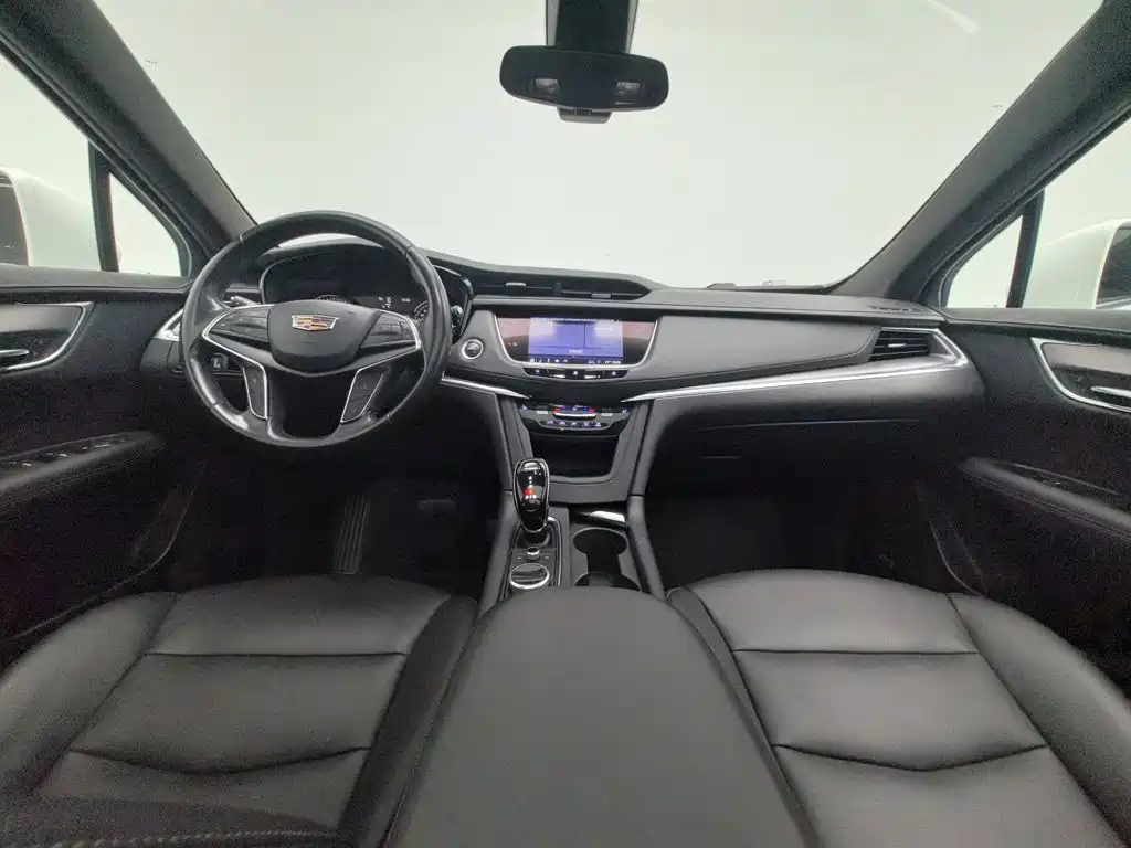 Cadillac XT5 — миниатюра 5