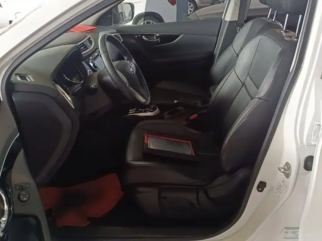 Nissan Qashqai — миниатюра 15