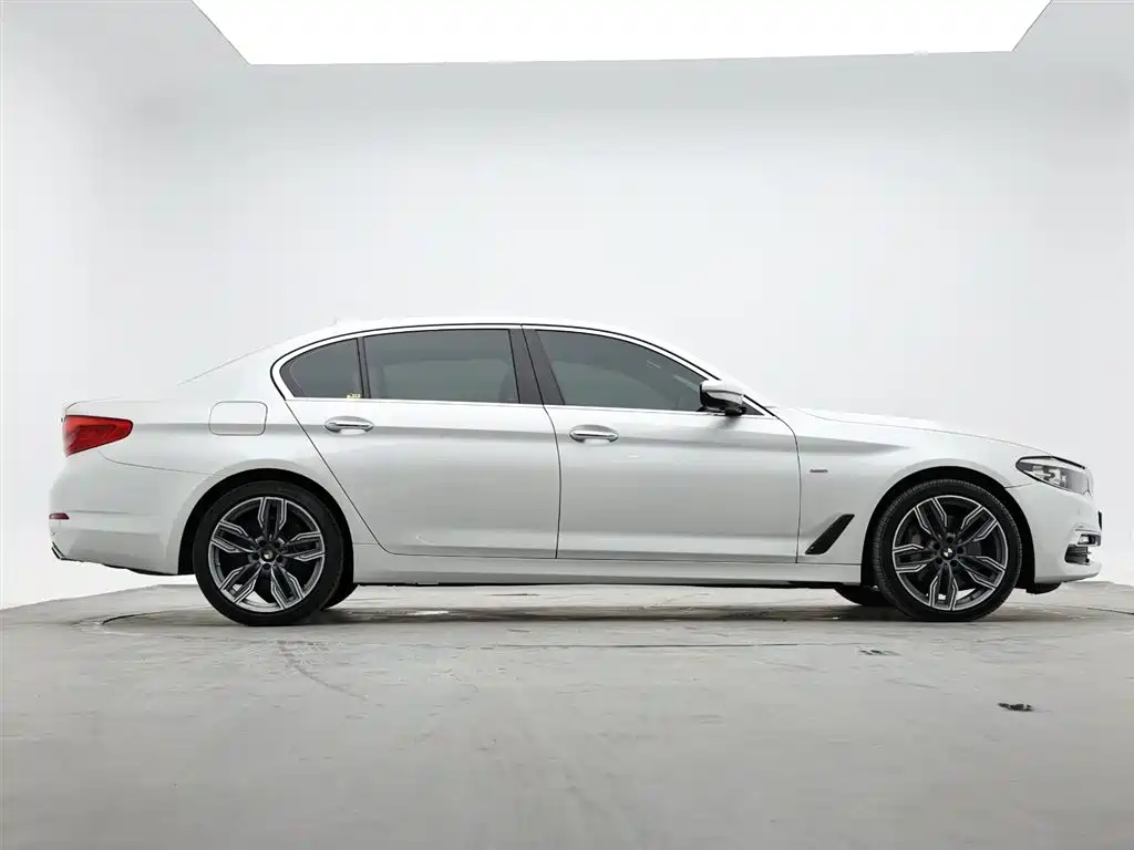 BMW 5 Series 5 2018 530Li Lead Luxury