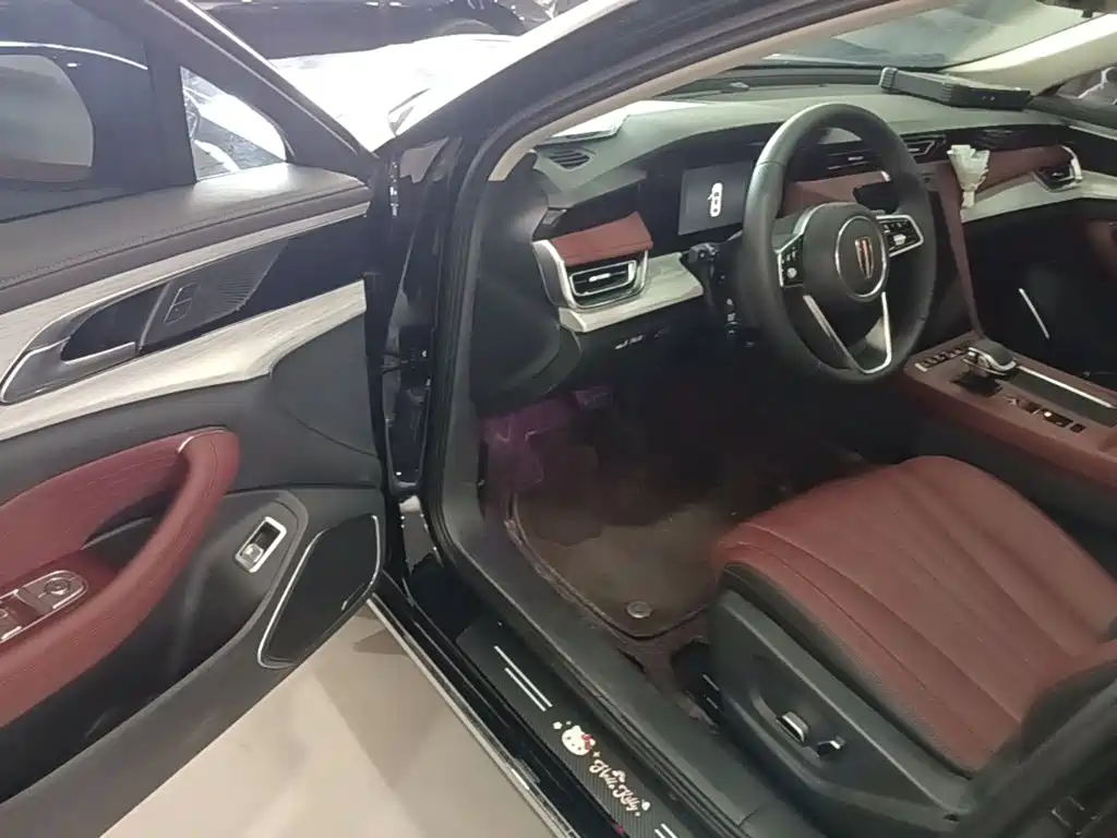 Hongqi Hongqi H5 — миниатюра 16
