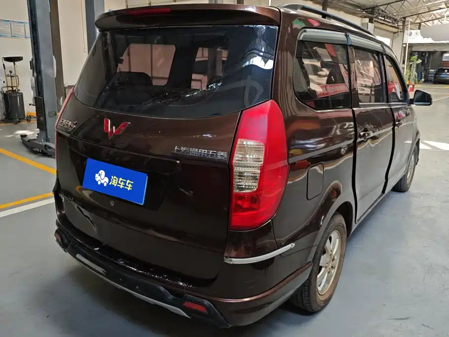 Wuling Hongguang — миниатюра 3