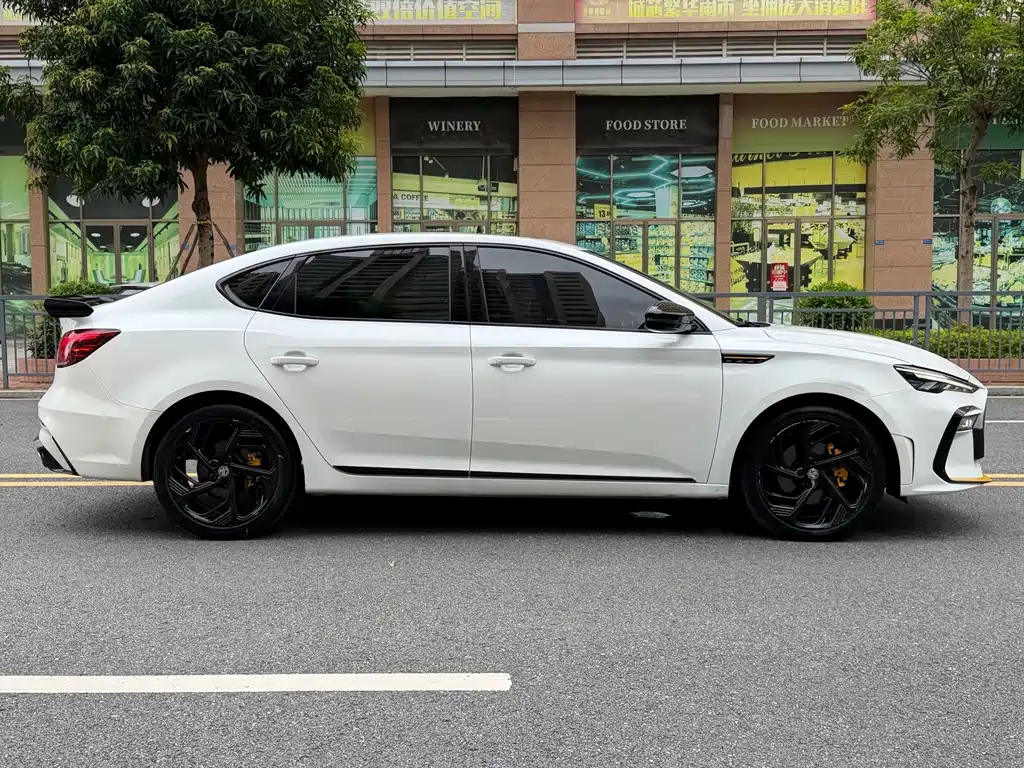 MG MG6 — миниатюра 11