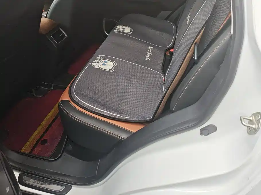 Geely Vision X6 — миниатюра 11