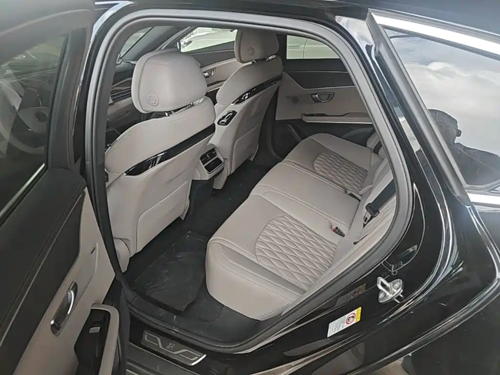BYD Han — миниатюра 17