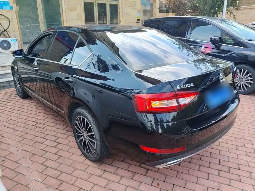 Skoda Octavia — миниатюра 5