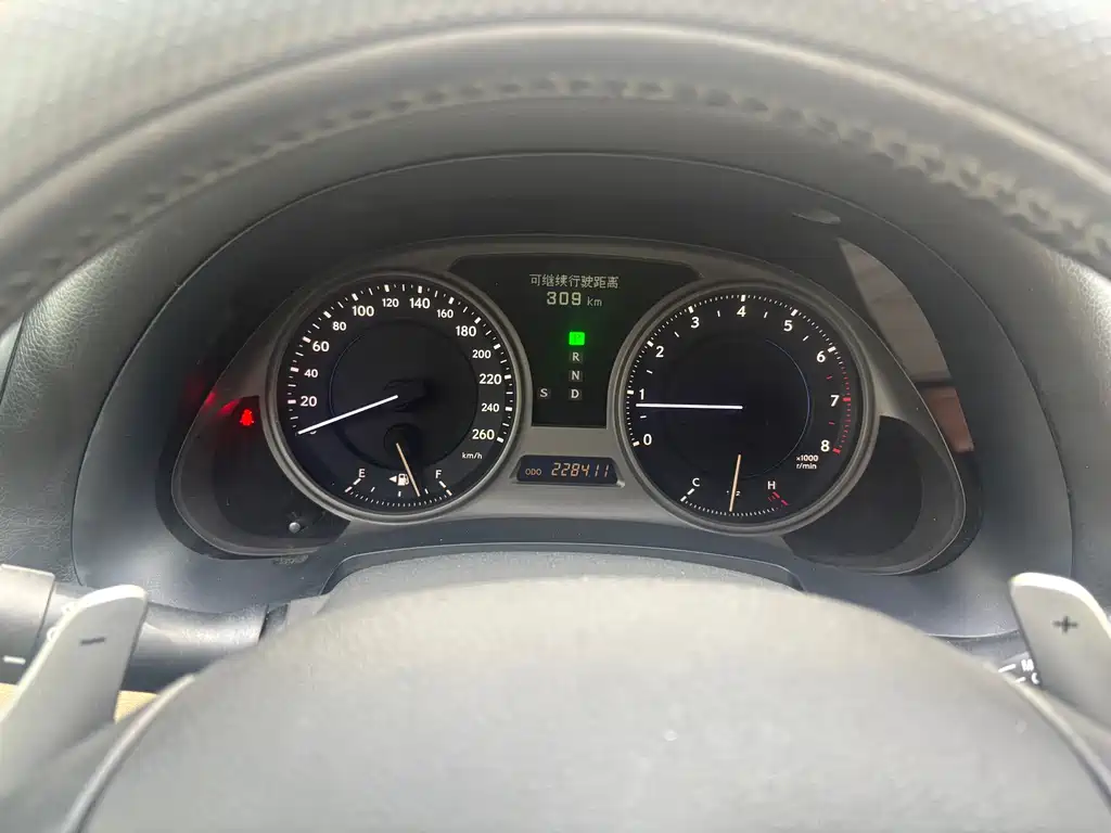 Lexus IS — миниатюра 6