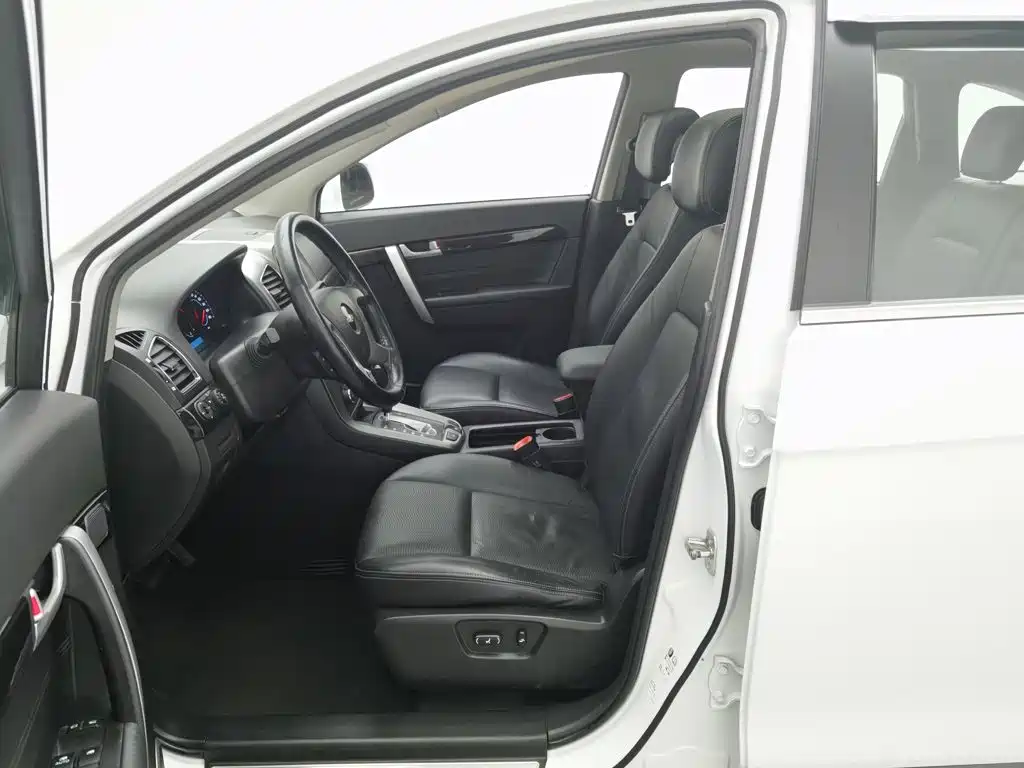 Chevrolet Captiva — миниатюра 10