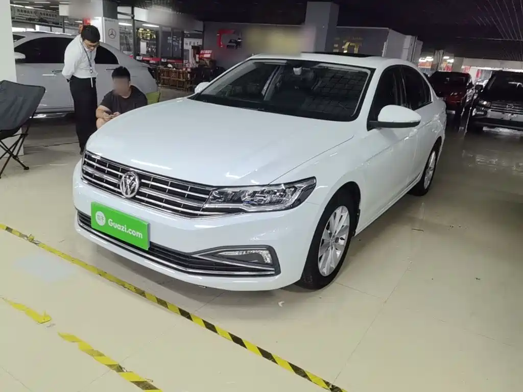 Volkswagen Bora — миниатюра 2