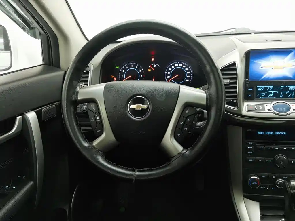 Chevrolet Captiva — миниатюра 11
