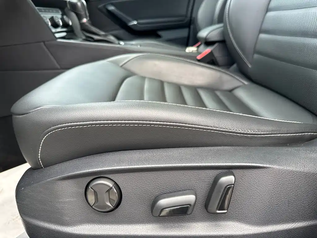 Volkswagen Lamando — миниатюра 8
