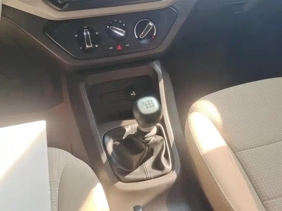 WULING WULING HONGGUANG