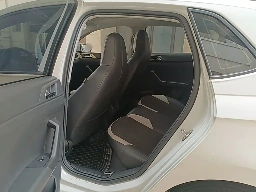 Volkswagen Polo — миниатюра 17