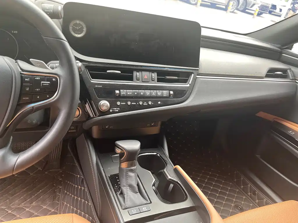 Lexus ES — миниатюра 18