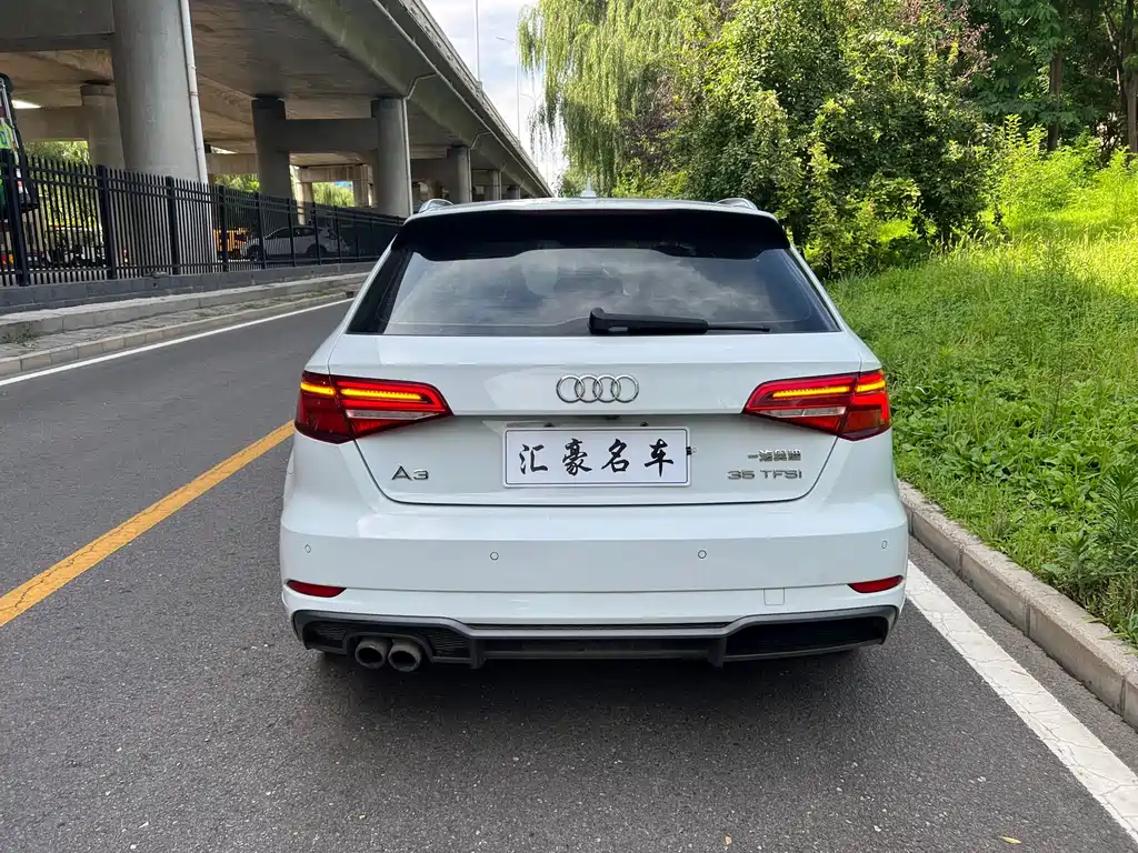 Audi A3 2018 30 Sportback 35 TFSI Sport