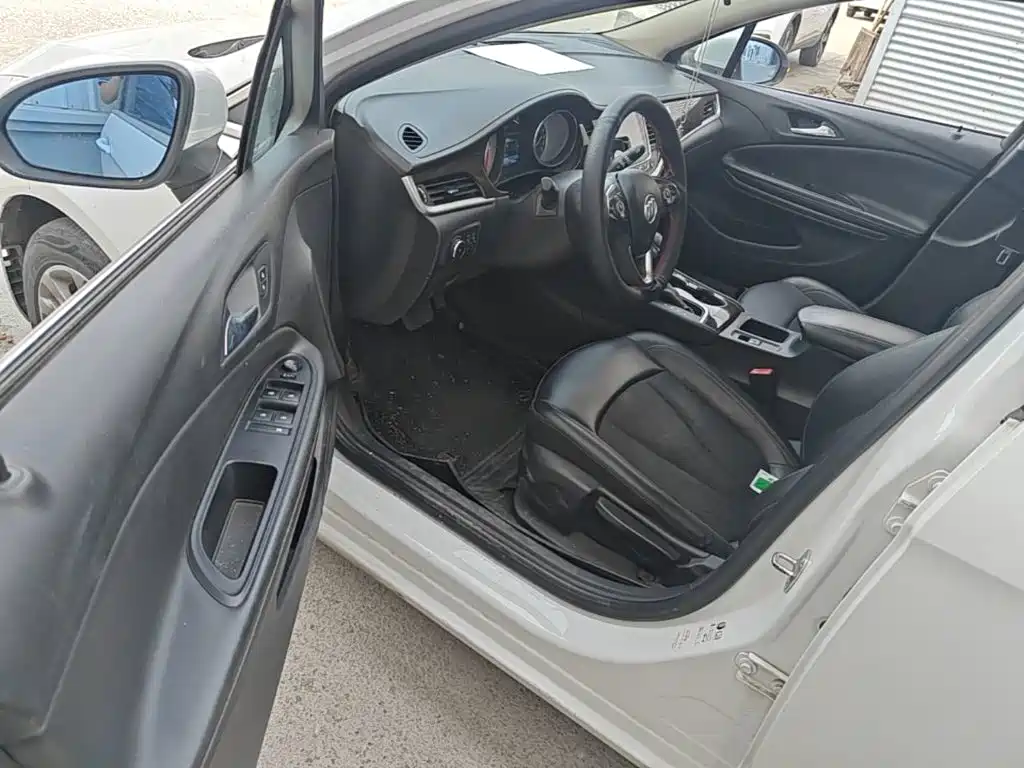 Buick Verano — миниатюра 16